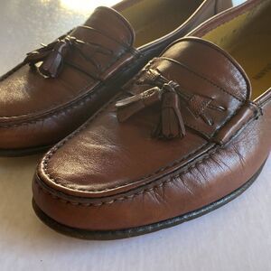 Magnanni Chestnut Leather Tassel Loafers